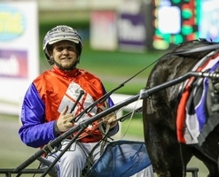 De Campo Backs Champagne Everyone