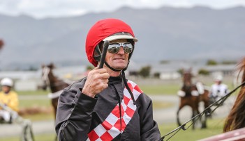 Trotting master lines up rare pacer at Addington