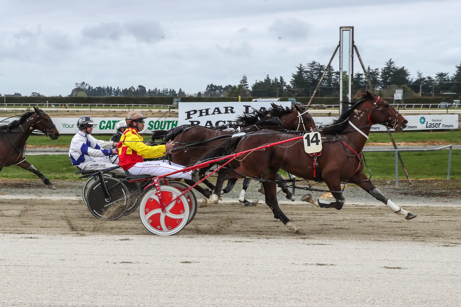 Deceptive Lee leads Mitchell’s Reefton assault