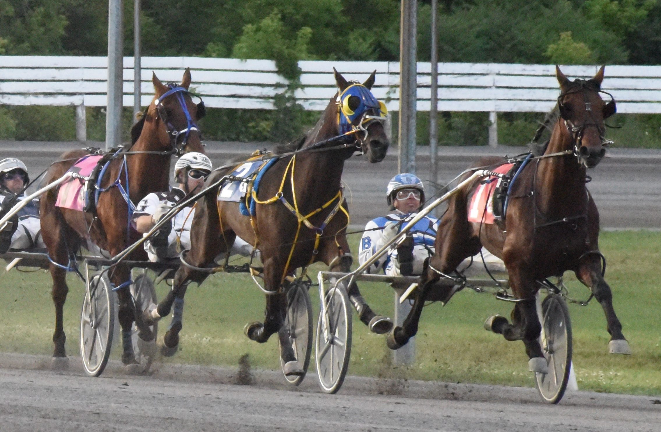 Rideau Carleton Raceway races into November