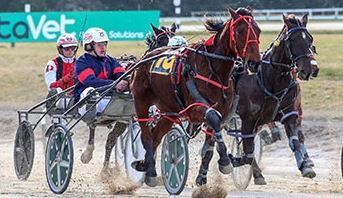 Motor Mouth claims tenth career win