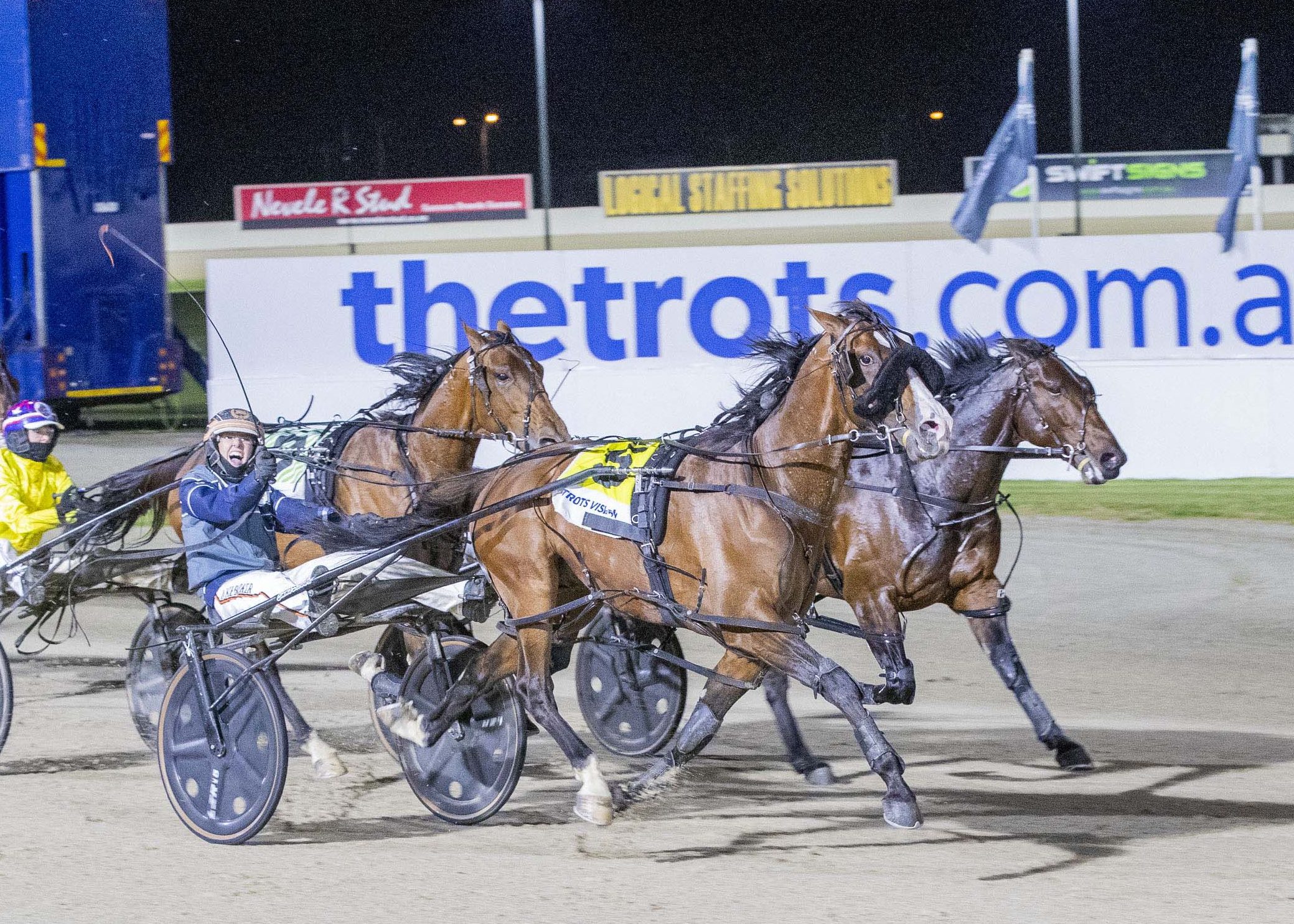 Miki to Success prevails in 4YO Classic