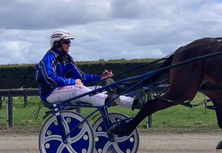 Trainer vs. trainer in first 2025 juvenile race