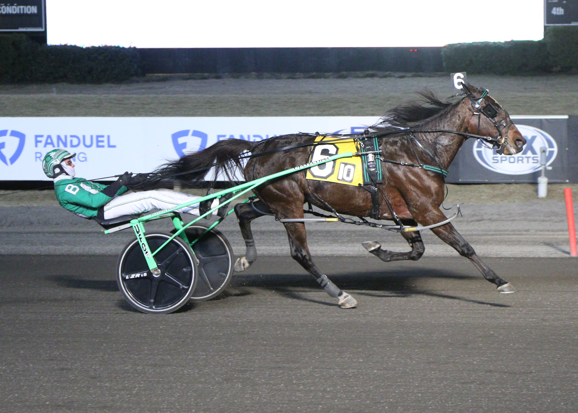 Boyd scores with Tony’s Mom