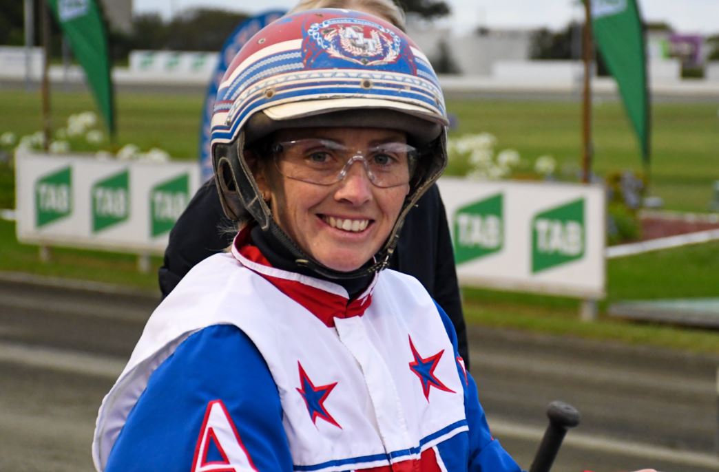 Amanda snaps up the key drive on in-form trotter