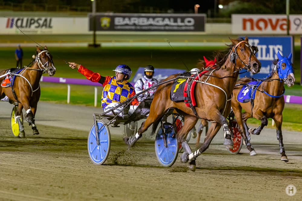 De Campo’s classic drive the winning factor