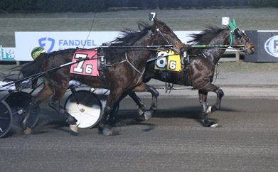 Rock My Universe wins third straight at Big M