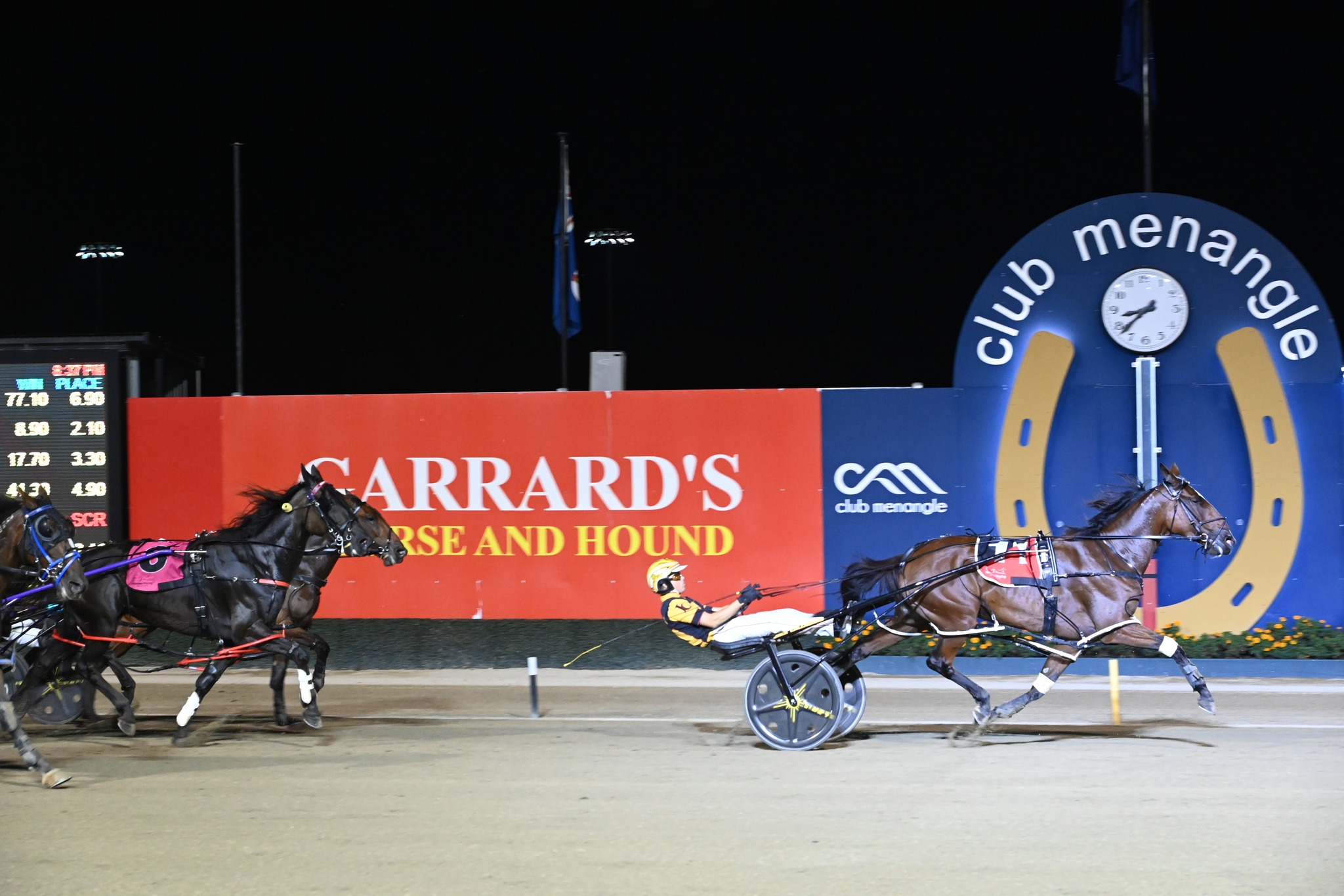 Bella Danza shows class in Mares Final