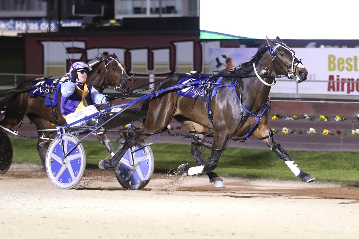 Returning stars face tough comebacks tonight