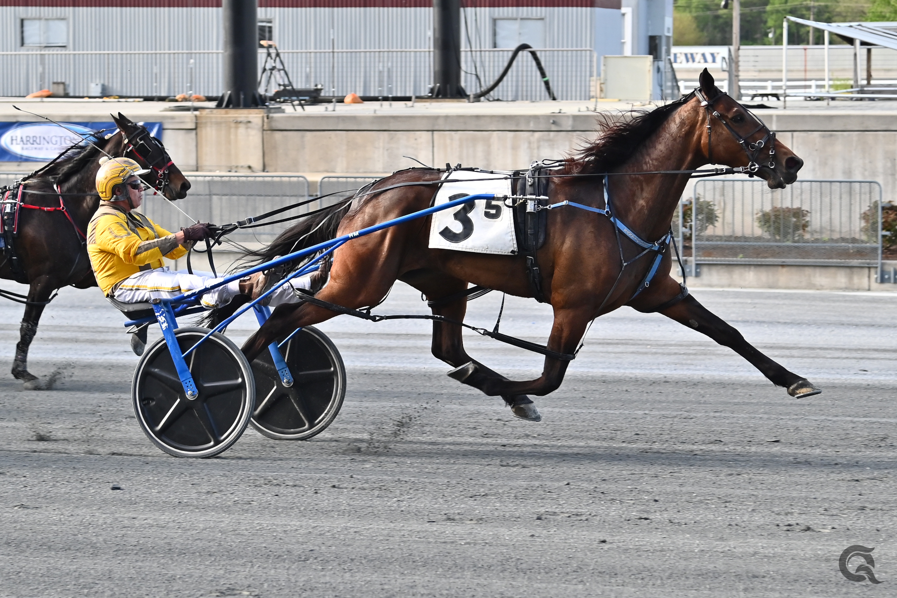 Incaseyoudidntknow cuts clear in $18,000 Open