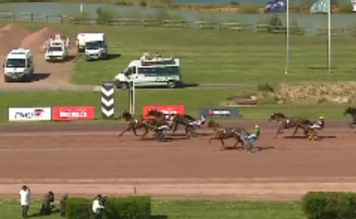 Ino du Lupin wins GP Angers Loire Metropole