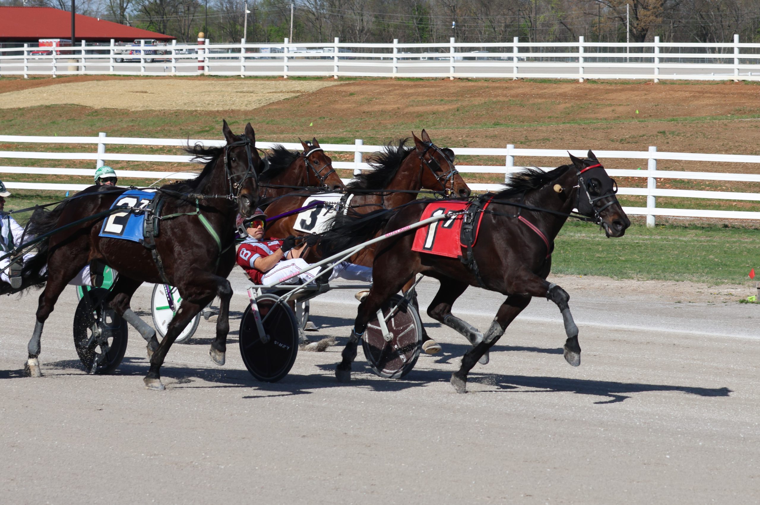 Bluebird Deacon uses pocket ride to his advantage