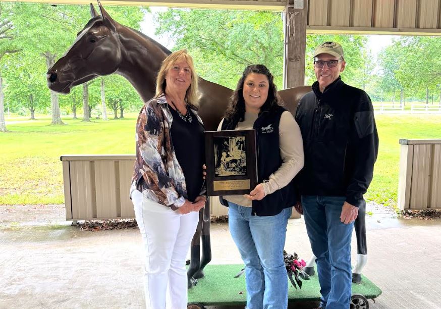 Fair Winds Farm receives 2025 Service To Youth Award