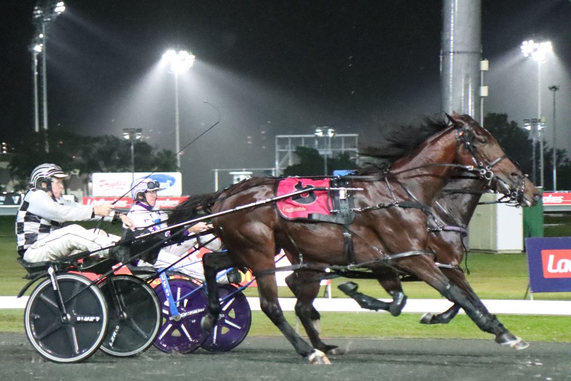 Leap to Fame returns with strong win