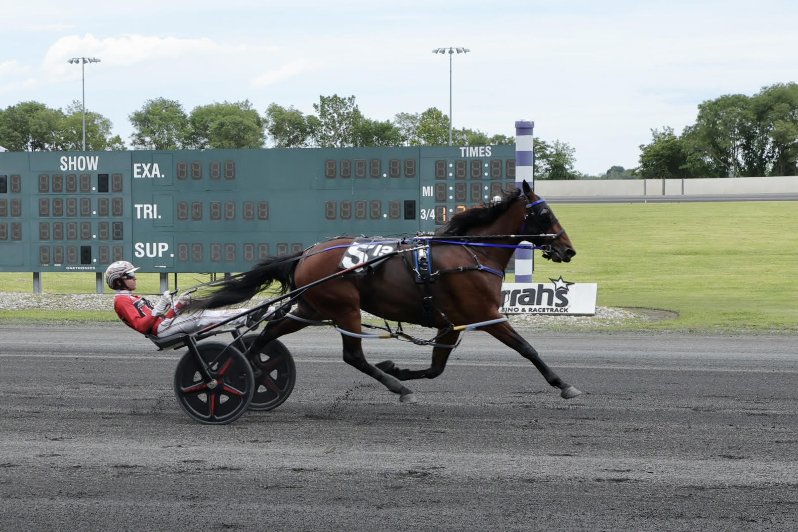 Twin B Joe Fresh repeats in $100,000 Betsy Ross