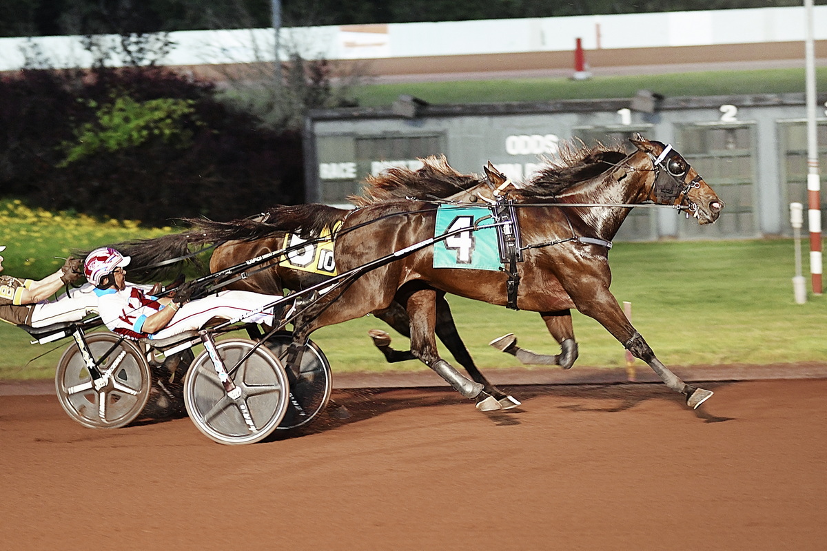 Ferretti trots fastest Pocono mile in 2025
