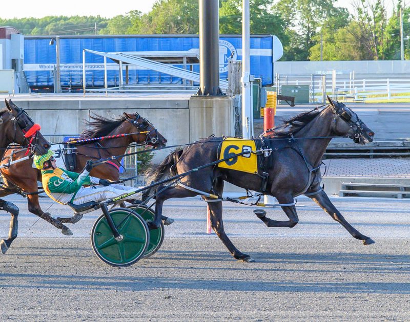 Givens trainees dominate DSBF legs