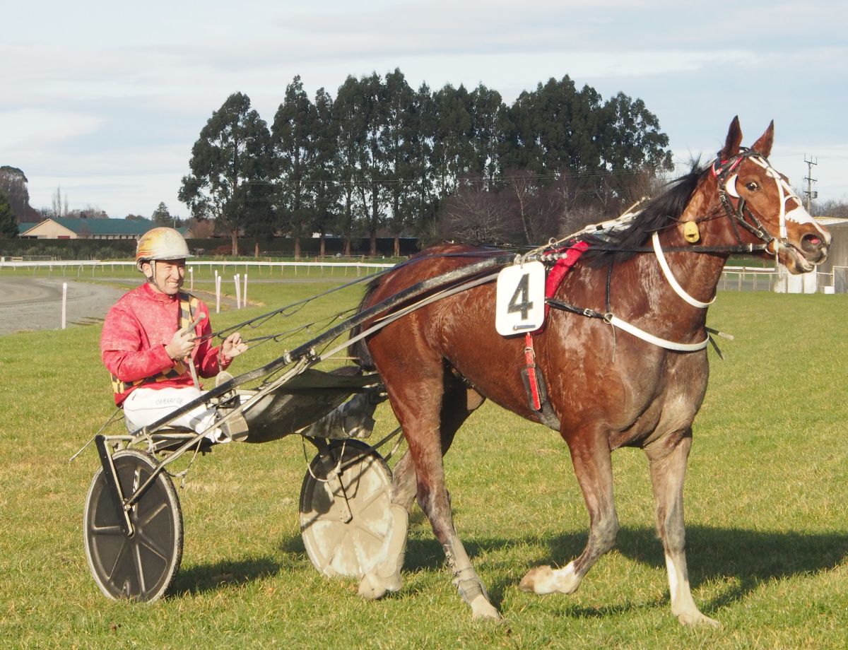 Sadie makes it two from two