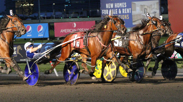 Lazarus N filly captures $48,000 NJ Standardbred Developement Final