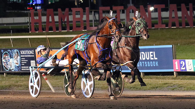 Madden Oaks wins drama filled $656,000 Meadowlands Pace