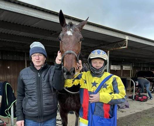 Sweet Ideal looks all class