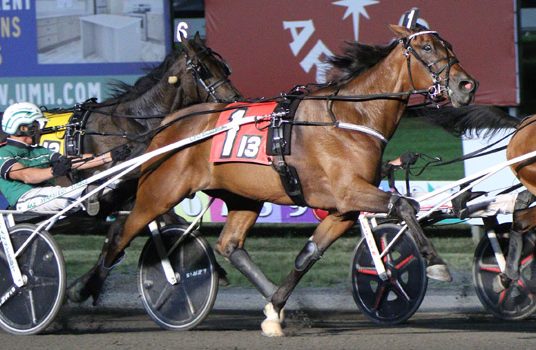 Call Me Goo narrowly prevails in $40,000 Miss Versatility