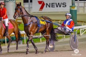 Dark Eyes ends losing streak