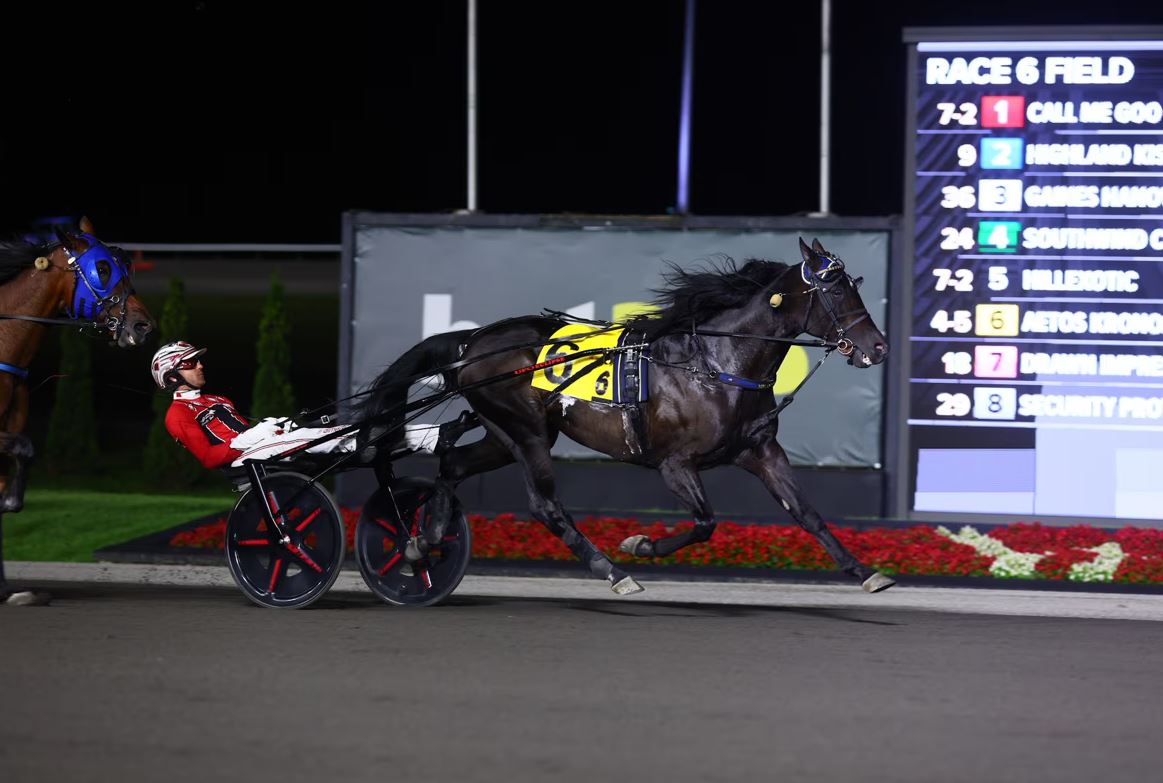 Aetos Kronos S trots Canada’s first sub 1:50 mile