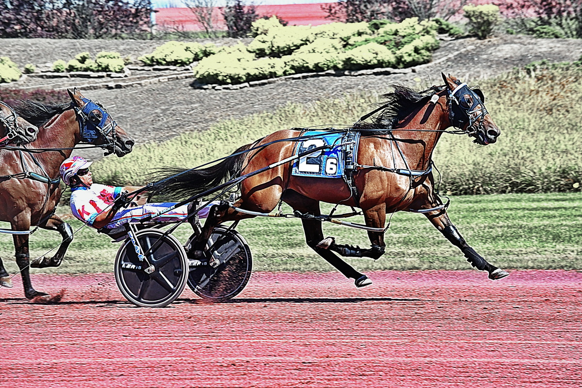 Ballast holds on after early fireworks