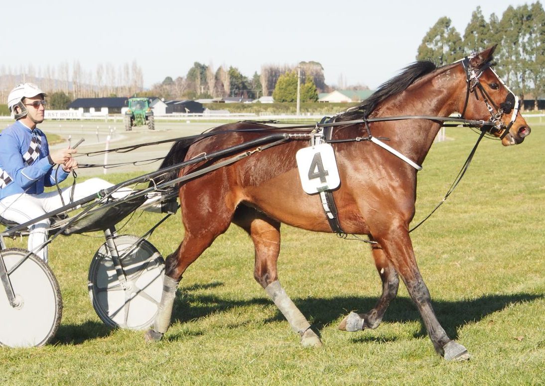 Clotilde Wainwright records her second win