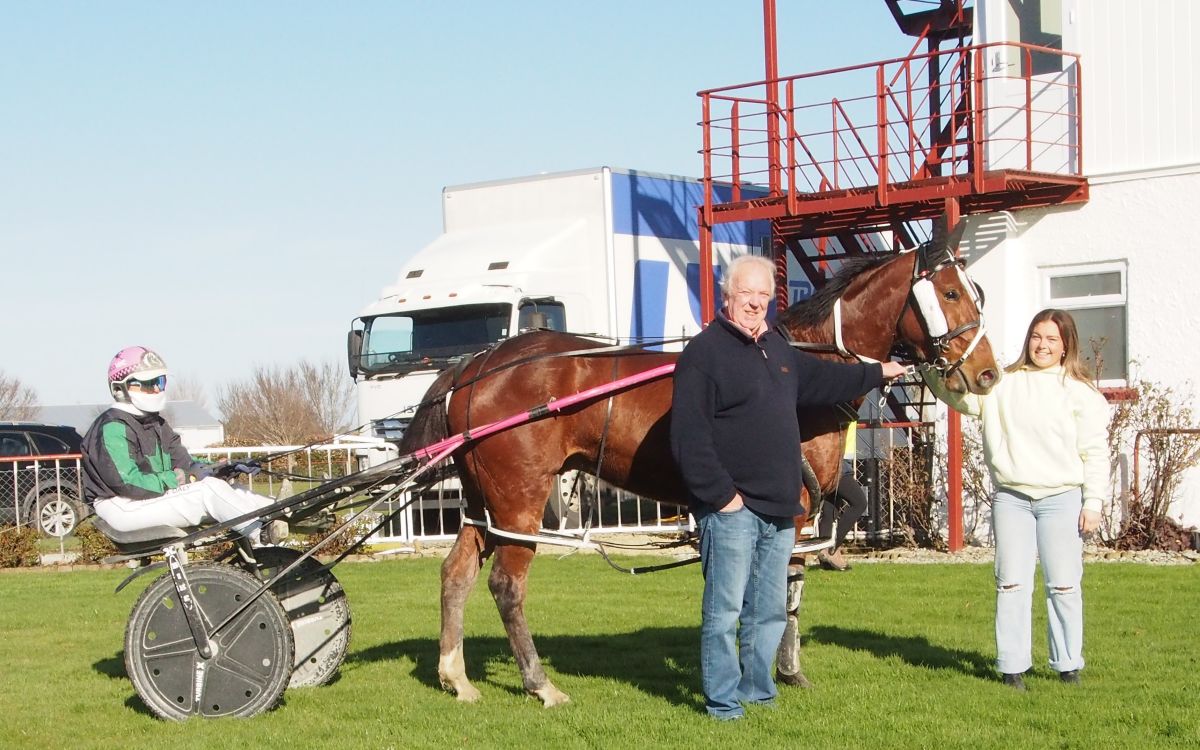 Donny Do extends great family record