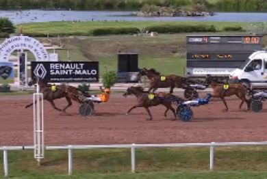 Indy de Jyr takes Grand National Trot Leg 8