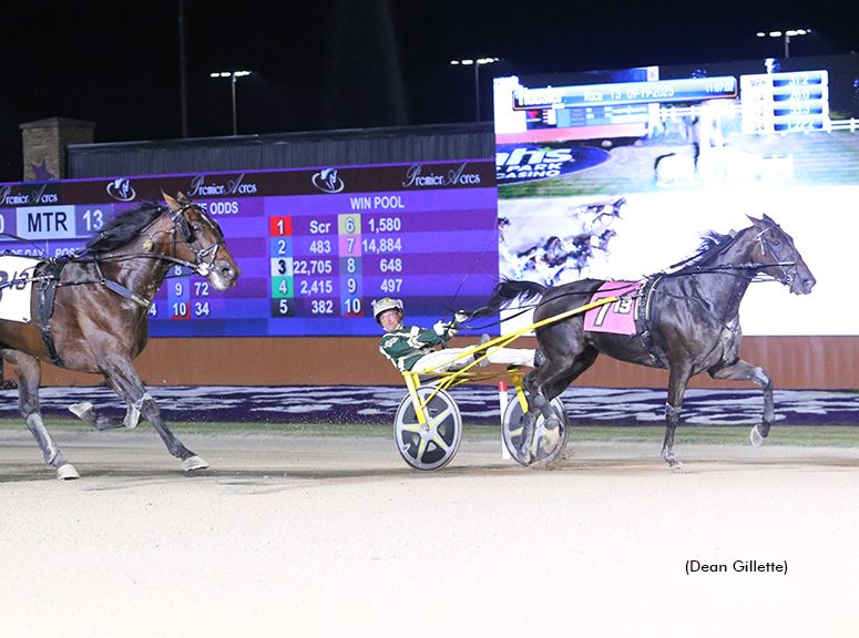 Dead heat in $200,000 Caesars Trotting Classic