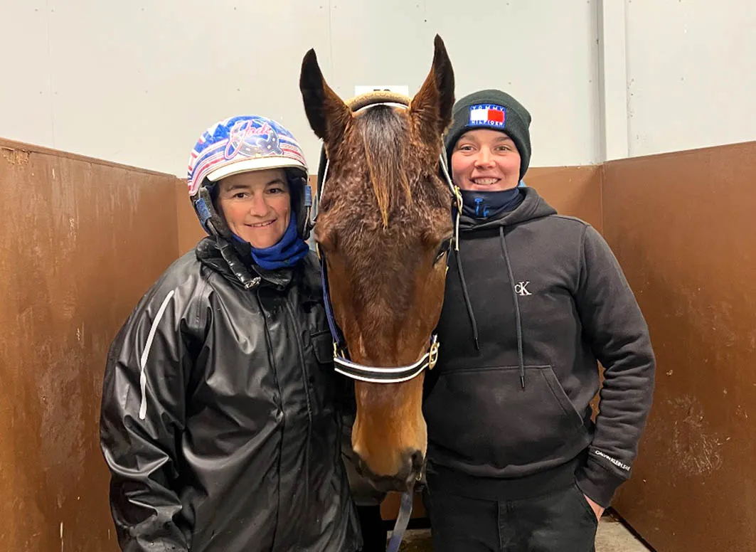 Freak accident sidelines Taylor Ford with spinal injuries