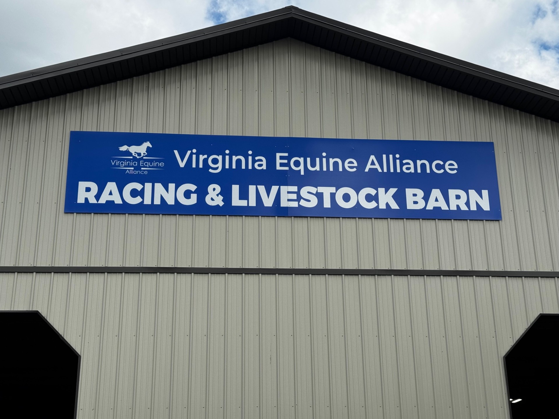 Virginia Equine Alliance unveils $2 million multiuse barn