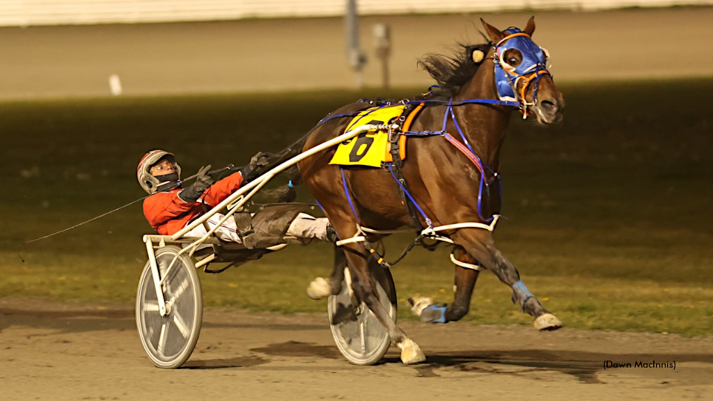 Doc Awesome leads Dowling to four-win night