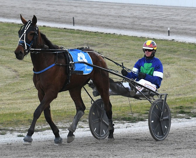The Knockabout kicking goals for O’Connor clan