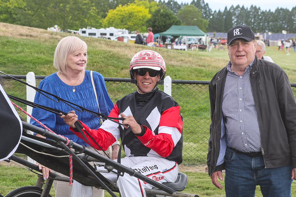 Mighty Logan wins trotters feature
