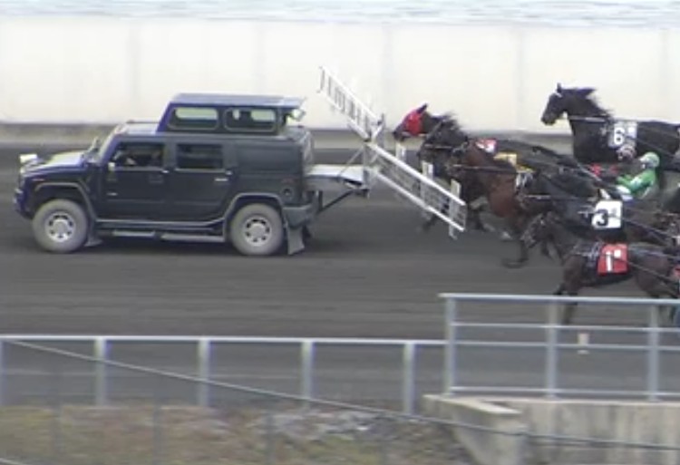 Net Weight wins a chilly Philly feature