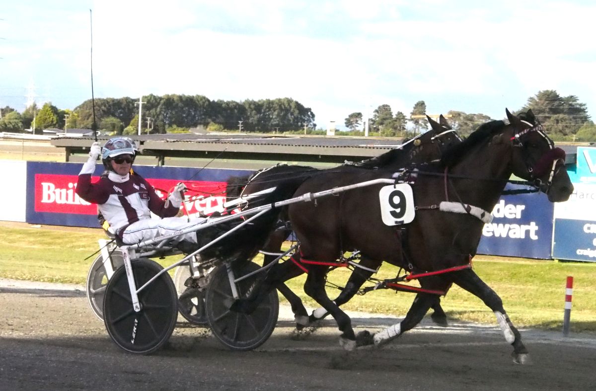 Republican Party runs fastest Invercargill Cup