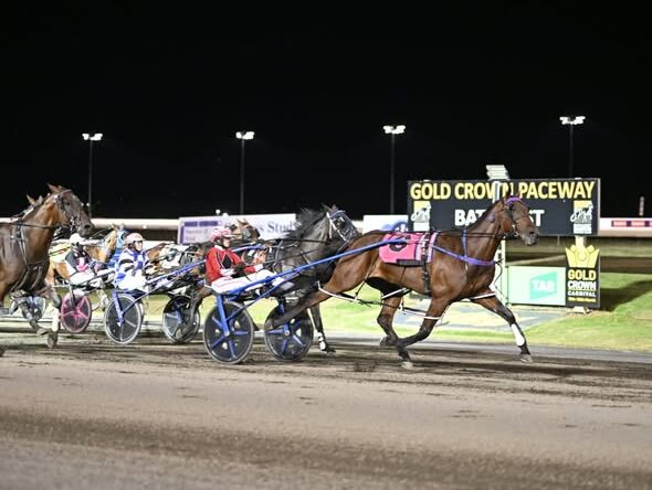 Seasider glides home in Bathurst Regional Championship