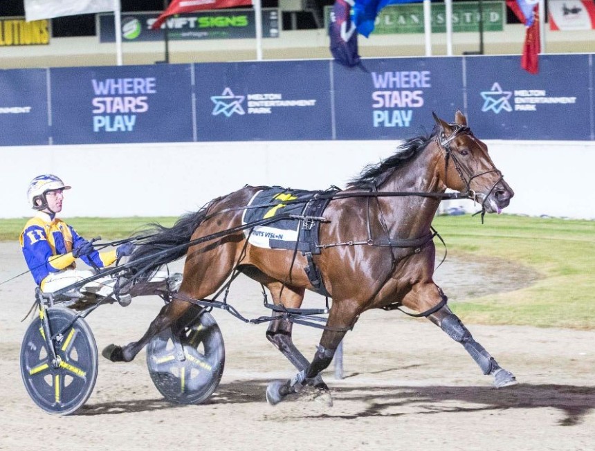 Captains Mistress in electrifying Queen Of The Pacific success