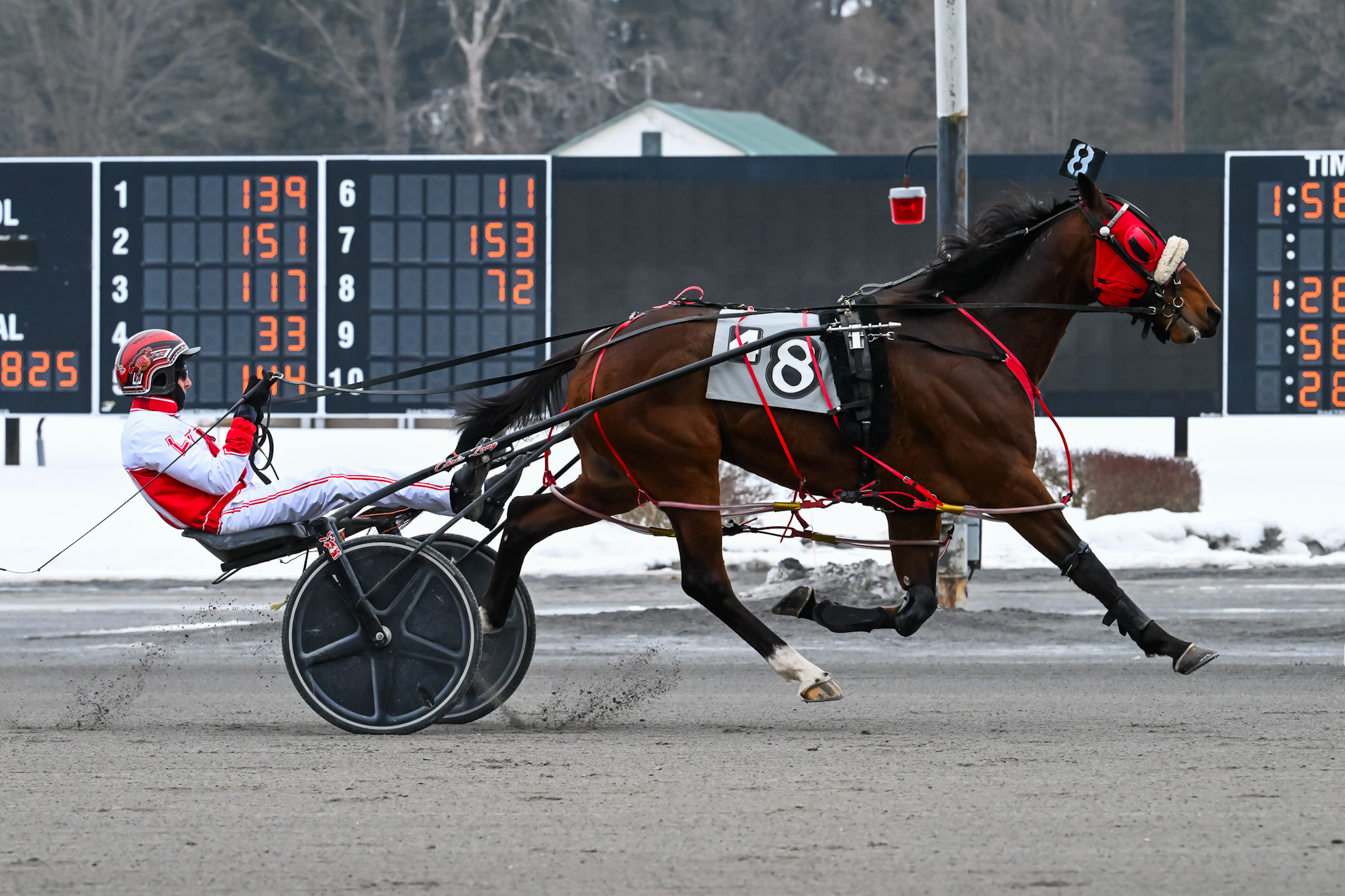 Devil’s Wish overcomes post 8 to score