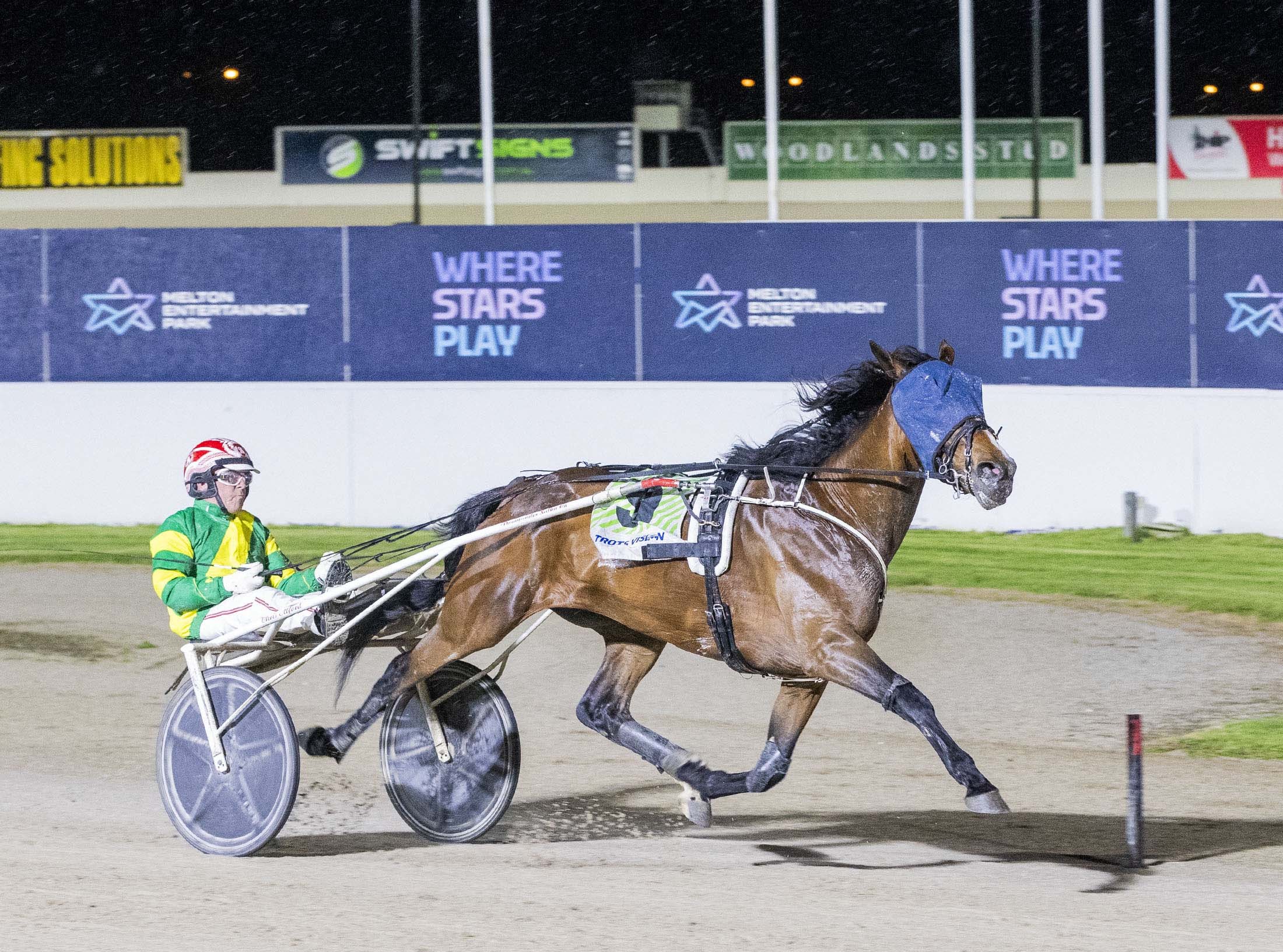 Lang plots feature path for emerging star